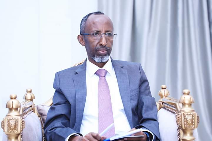 Wasiirka Waxbarashada Faarax Sh. Cabdulqaadir.jpg